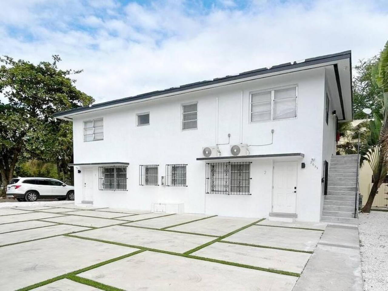 Fully Equipped Apartments With Parking Near Cocowalk Miami Ngoại thất bức ảnh