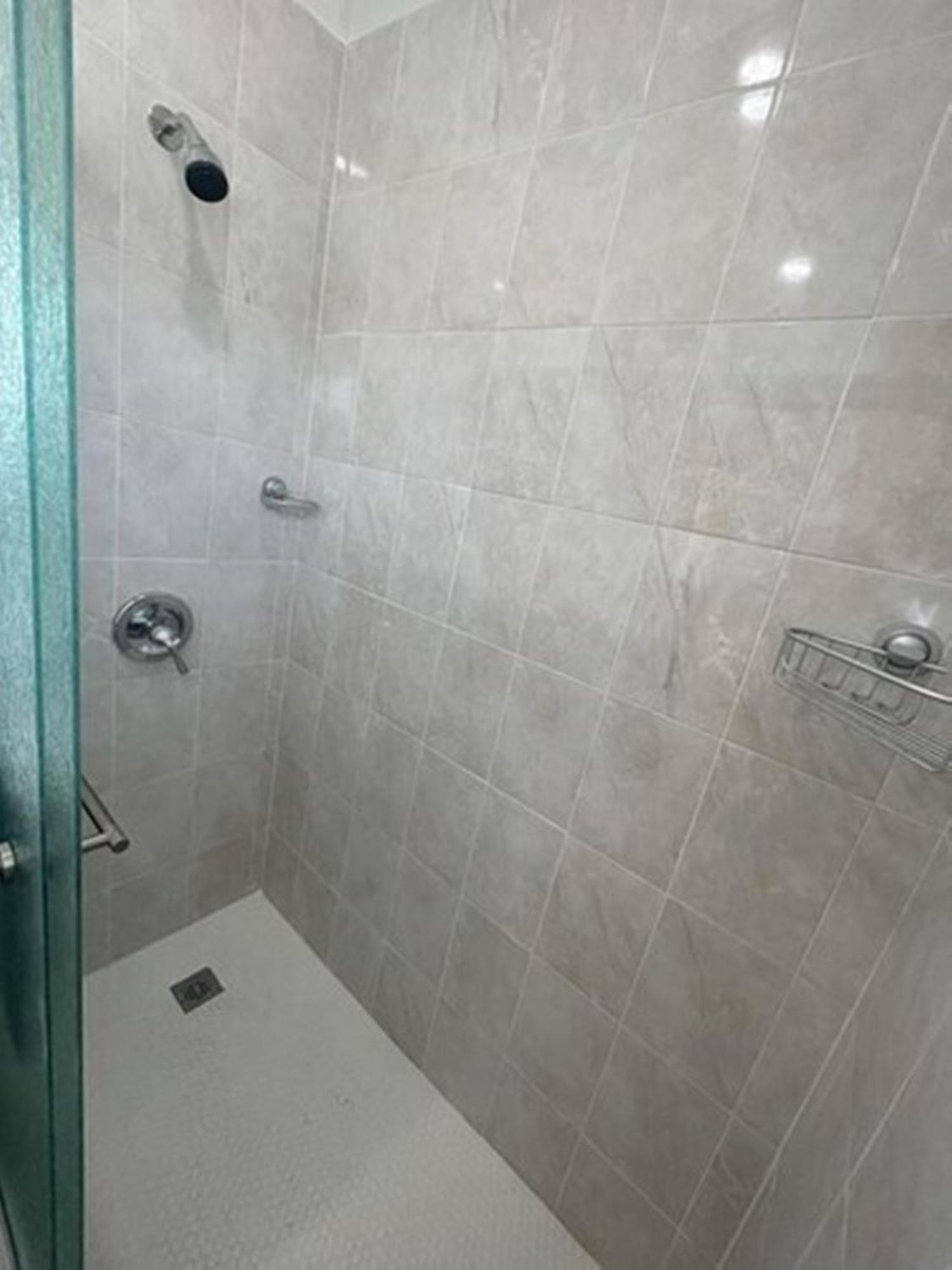 Fully Equipped Apartments With Parking Near Cocowalk Miami Ngoại thất bức ảnh
