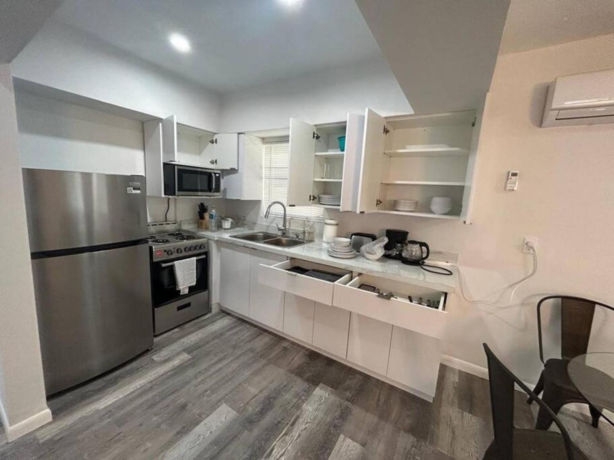 Fully Equipped Apartments With Parking Near Cocowalk Miami Ngoại thất bức ảnh