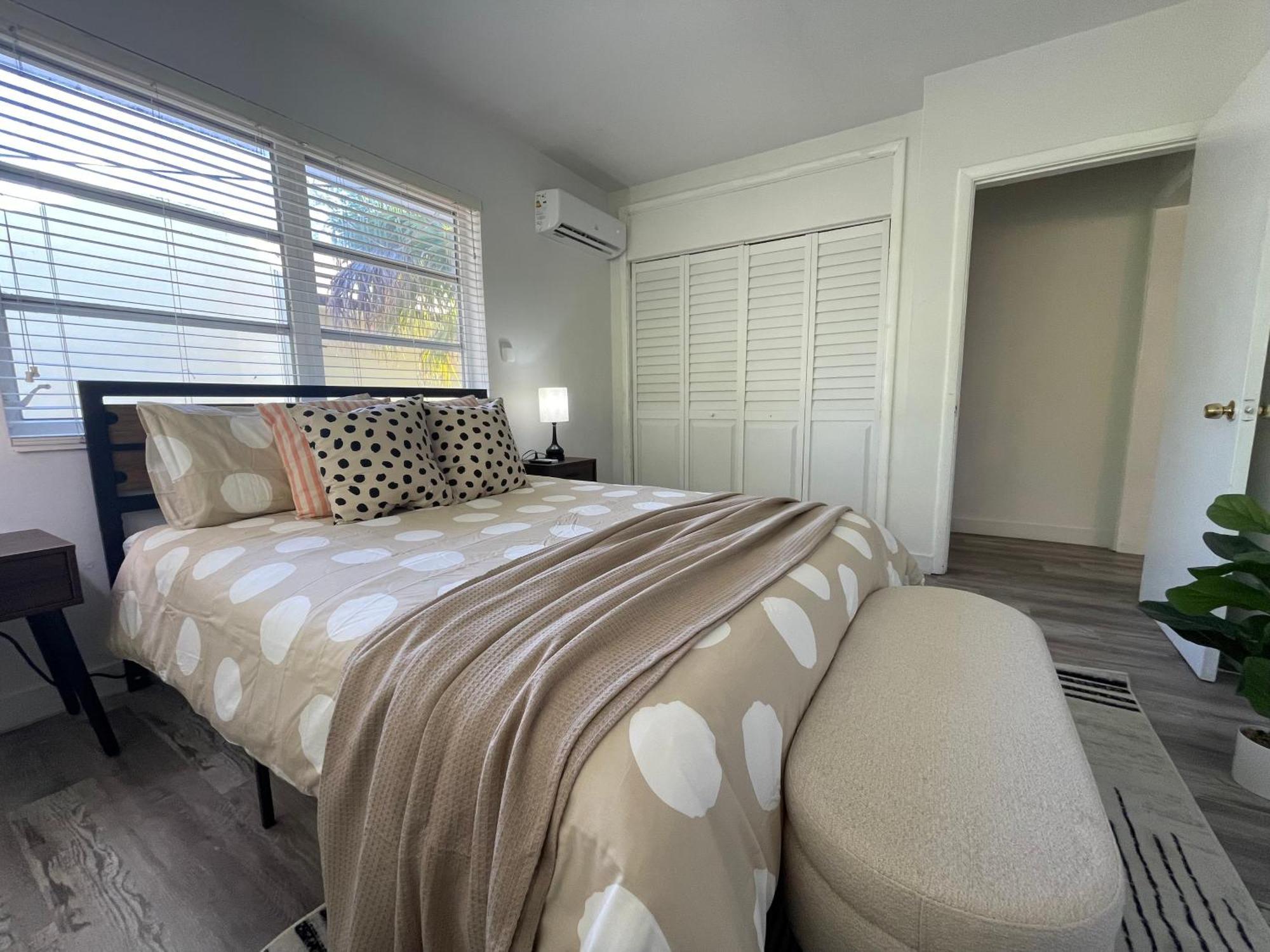 Fully Equipped Apartments With Parking Near Cocowalk Miami Ngoại thất bức ảnh