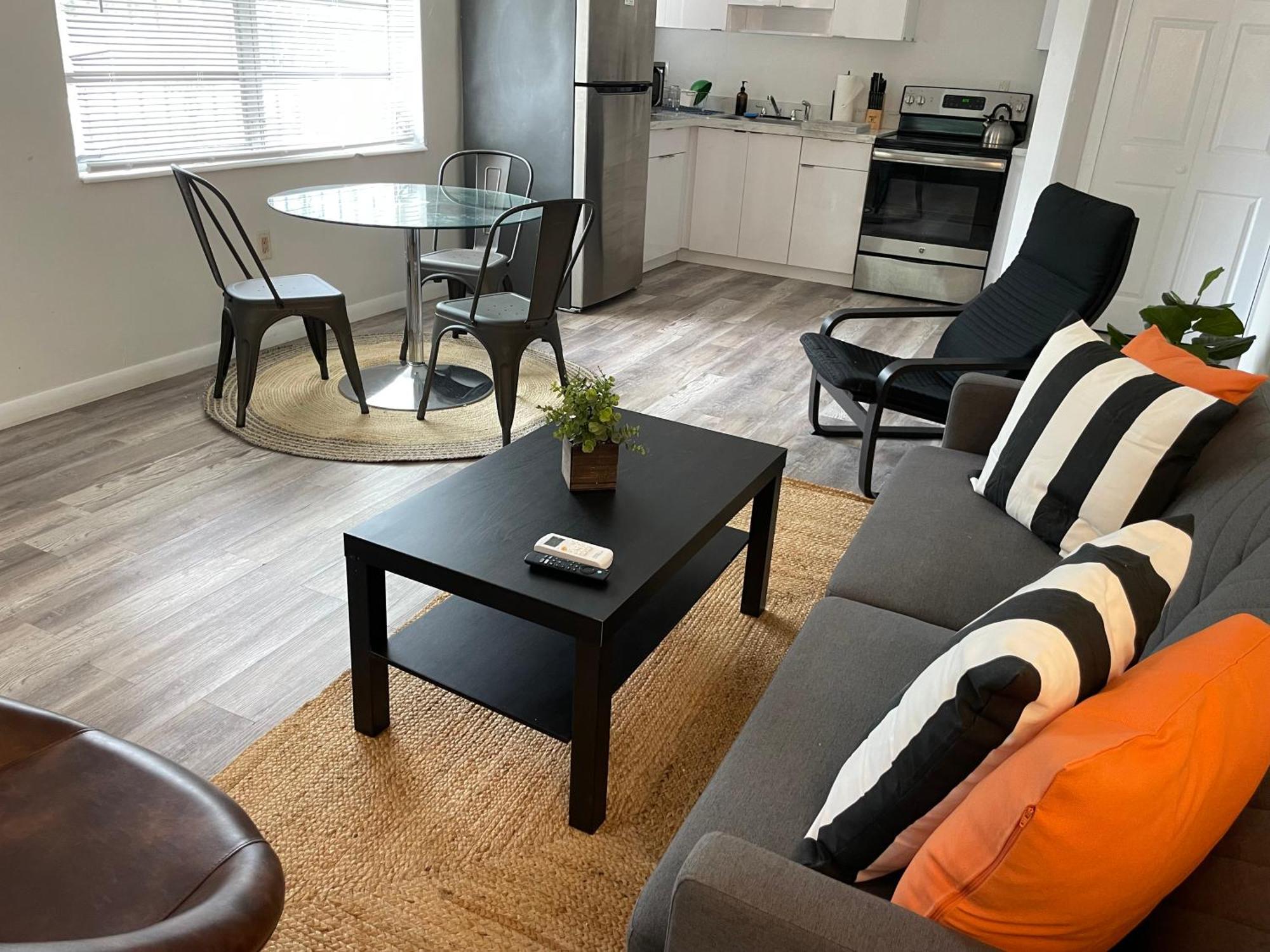 Fully Equipped Apartments With Parking Near Cocowalk Miami Ngoại thất bức ảnh