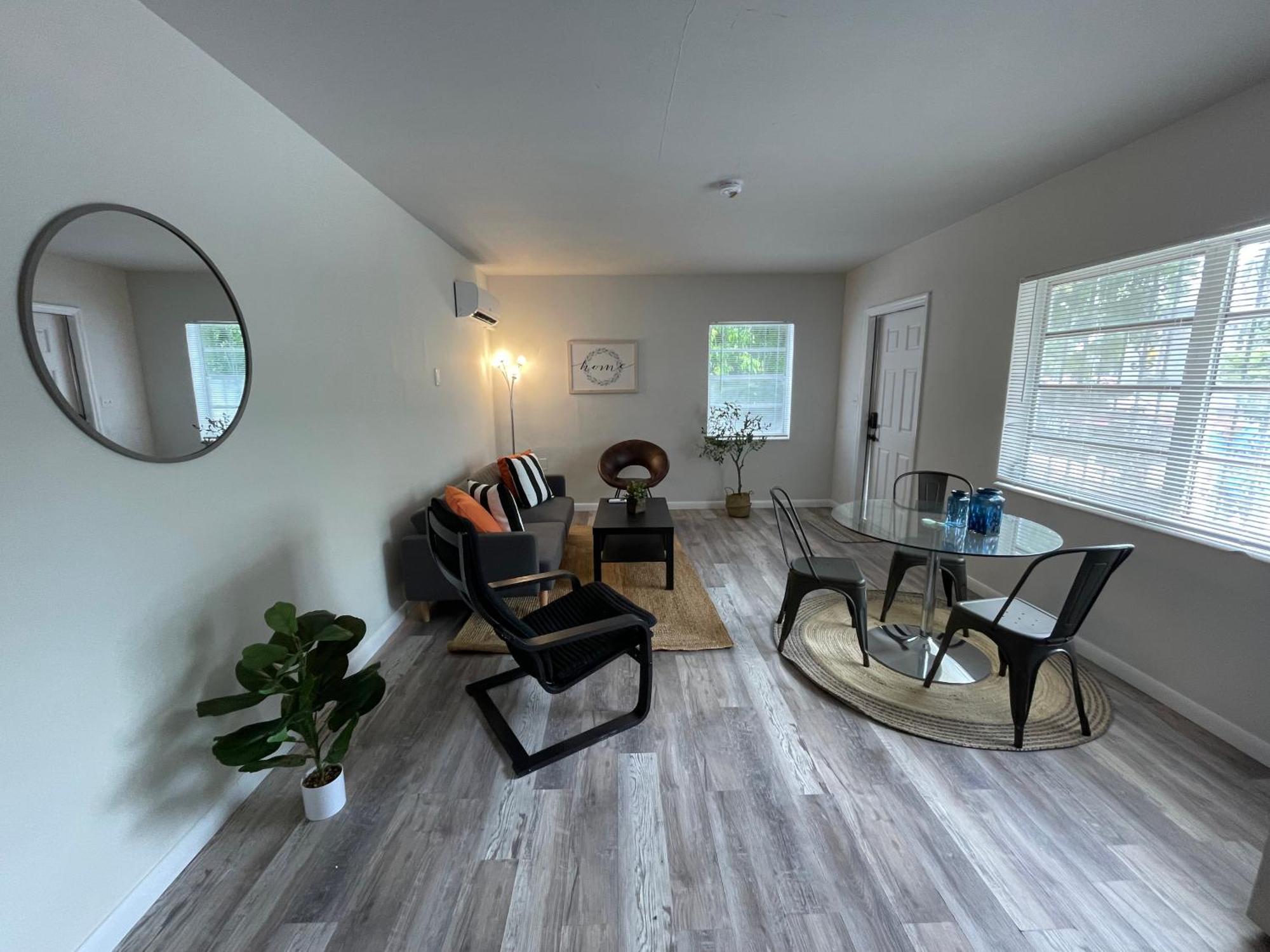 Fully Equipped Apartments With Parking Near Cocowalk Miami Ngoại thất bức ảnh