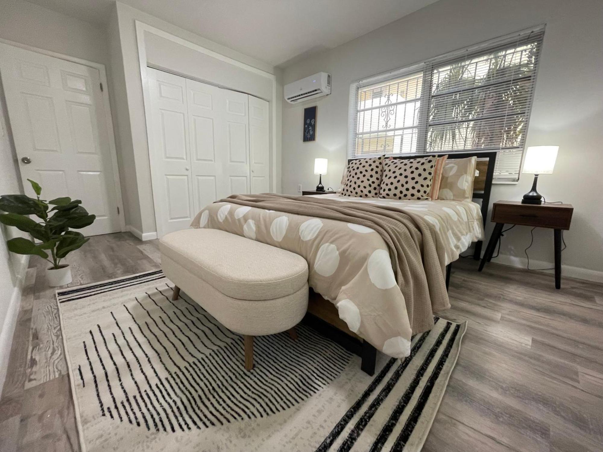 Fully Equipped Apartments With Parking Near Cocowalk Miami Ngoại thất bức ảnh