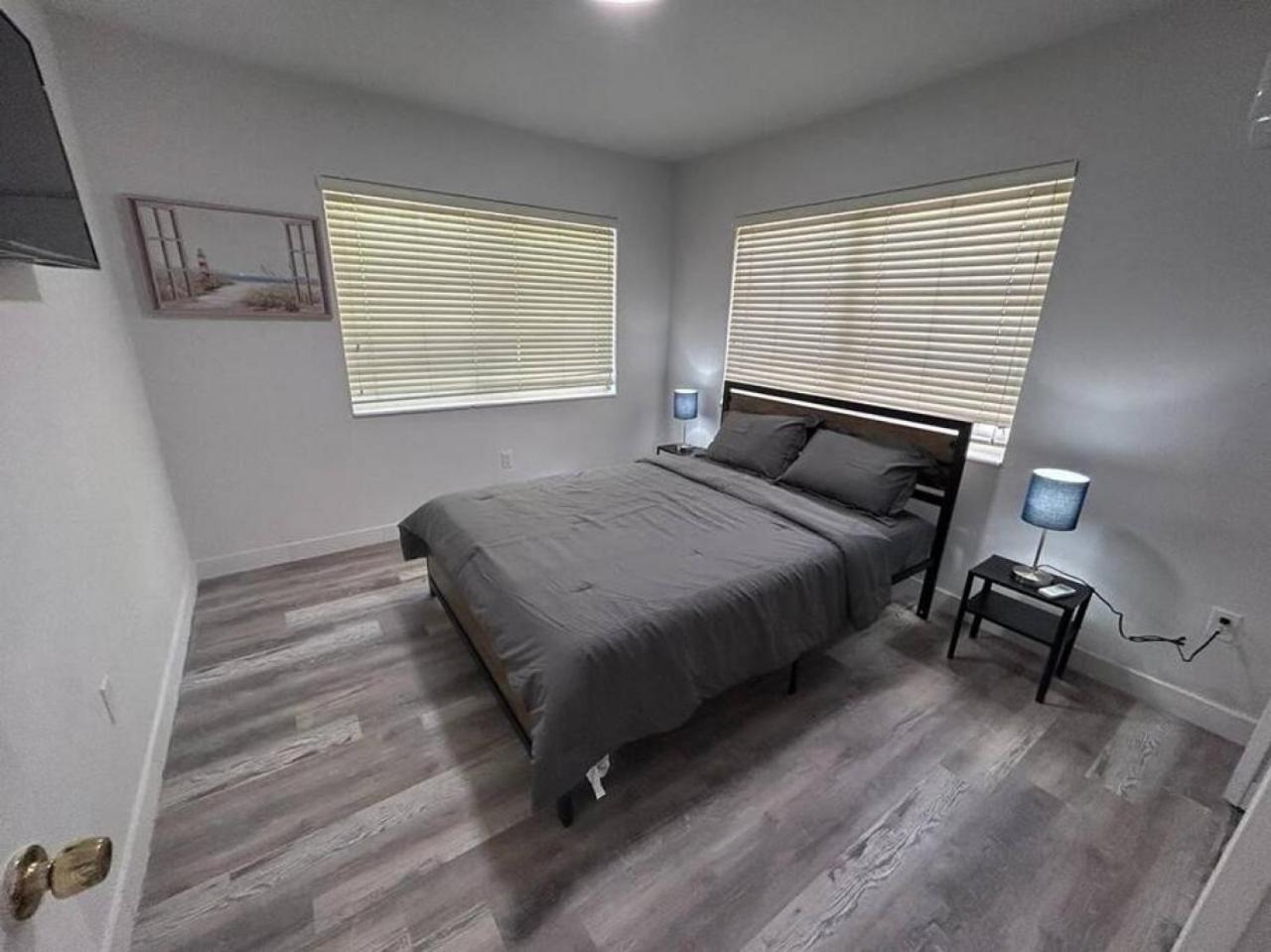 Fully Equipped Apartments With Parking Near Cocowalk Miami Ngoại thất bức ảnh